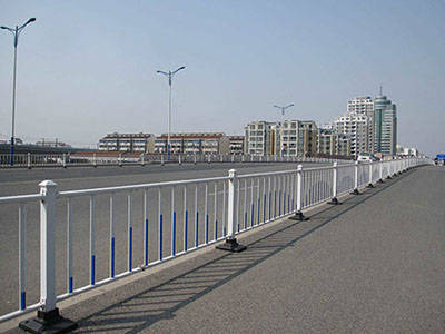 上海鋅鋼道路護欄圖片3