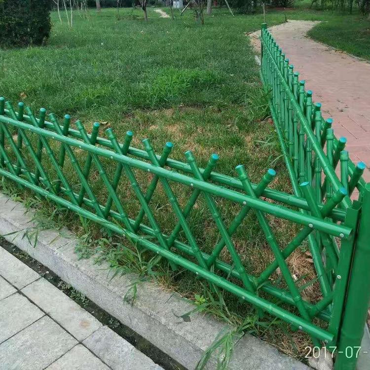 上海仿竹節(jié)籬笆護欄圖片3