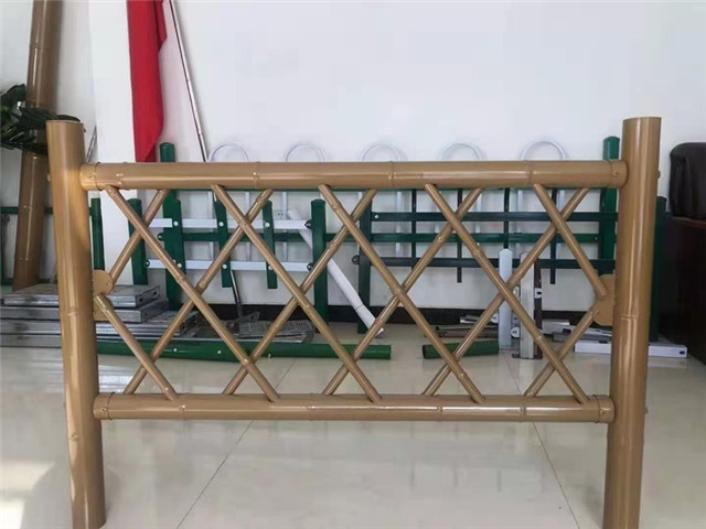 上海河道用仿竹護(hù)欄圖片3